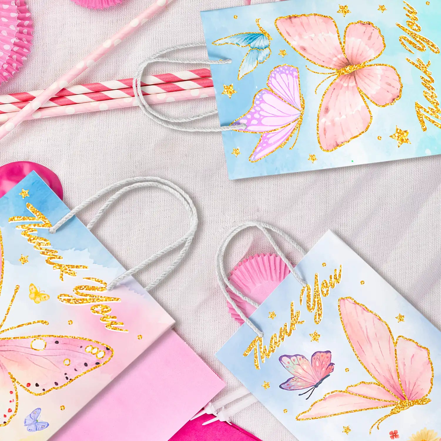 Butterfly Party Favor Bags with Handles, 24pcs Butterfly Goodie Bags for Birthday Party/Butterfly Gift Bags/Butterfly Candy Bags/Butterfly Treat Bags, Butterfly Paper Bags for Butterfly Decorations